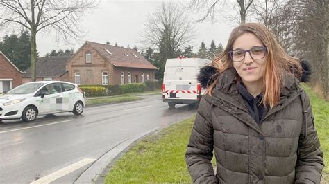 Ersthelfer Im Einsatz Ohne Zu Berlegen Rannten Sie Los