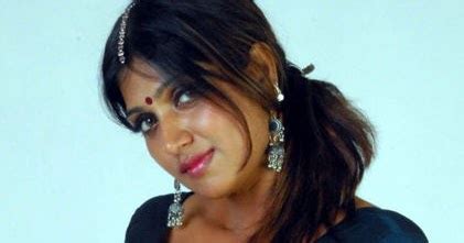 Tamil Actress Bhuvaneshwari Sexy Hot Photos