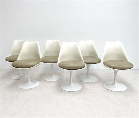 Set Of Six Tulip Chairs By Eero Saarinen For Knoll International