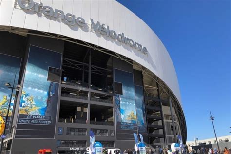 Covid La Vaccination Ouvre Aux Plus De Ans Dans Le Stade