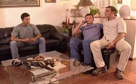 Trois Garagistes En Rut Gay Blowjob Porn B Xhamster