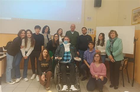 Approfondimento Biomedico Al Liceo Il Neurologo Insieme Al Paziente