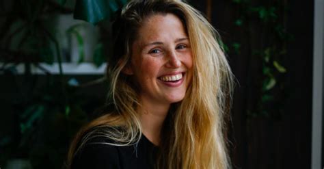 Ecoblogger Elisabeth Van Lierop Het Is Bevrijdend Om Af Te Kicken Van