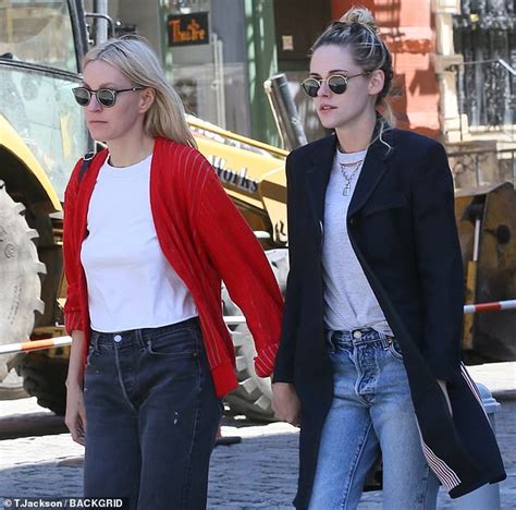 Kristen Stewart 2022 Boyfriend