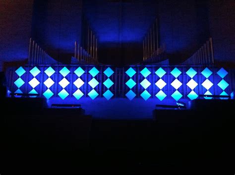 Diamonds In The Background Church Stage Design Ideas Scenic Sets