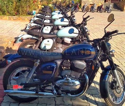 Jawa and Jawa 42 first photos of production ready bike - Bar end ...