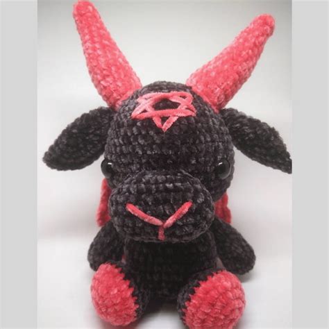 Baphomet De Pelucia Compre Produtos Personalizados No Elo7