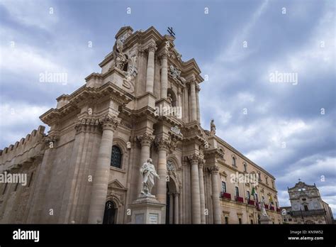 Archbishops Palace And Cathedral Hi Res Stock Photography And Images