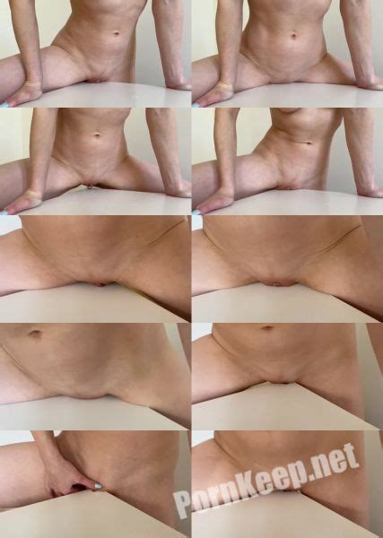 PornKeep Pornhub QuinnPie Rubbing Pussy Against The Table Corner Pussy Juice Juice Made It