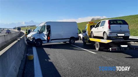 Incidente Torino Pinerolo A Scalenghe Dicembre