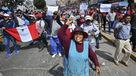 Perú 14 Muertos Durante Protestas Contra Dina Boluarte Perfil