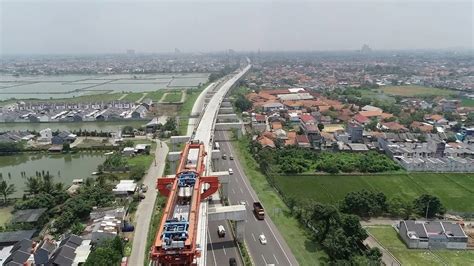 GLOBALink Longest Cross Highway Box Girder Erected In Jakarta Bandung