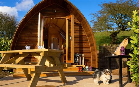 Glamping In Yorkshire With Hot Tub At Humble Bee Farm