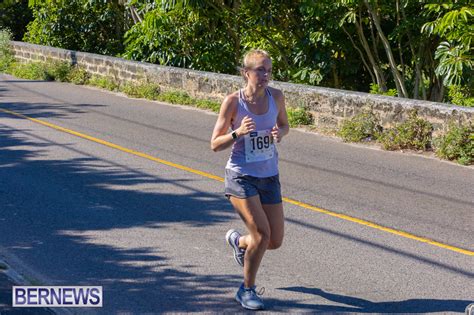 2021 Photos Bermuda Day Half Marathon Race