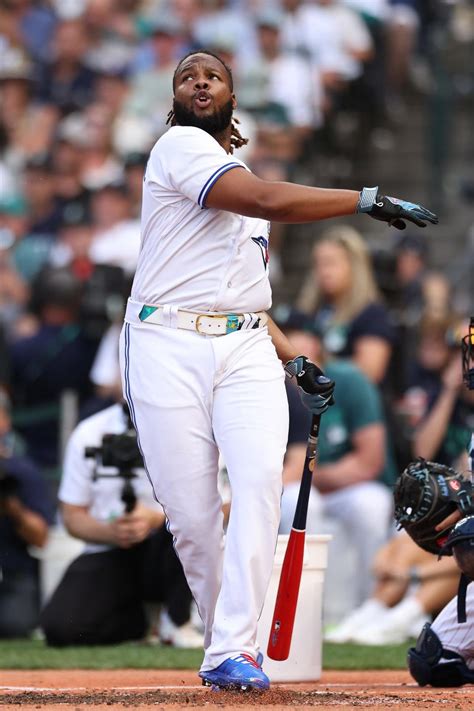 Its Not Easy Blue Jays Vladimir Guerrero Jr Survives Home Run