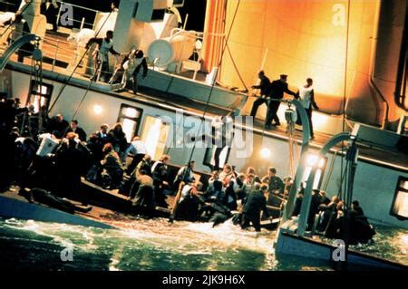 Film De Naufrage Titanic Usa Directeur James Cameron