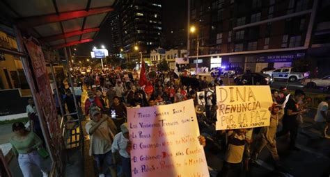 Marchas En Miraflores Cientos Exigen Renuncia De Dina Boluarte En