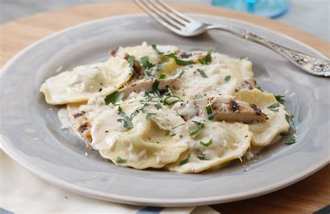 Mushroom Ravioli Alfredo With Chicken Giovanni Rana