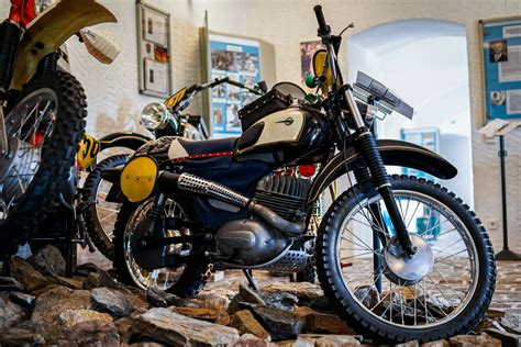 Motorradmuseum Schloss Wildeck Oldtimermuseen De