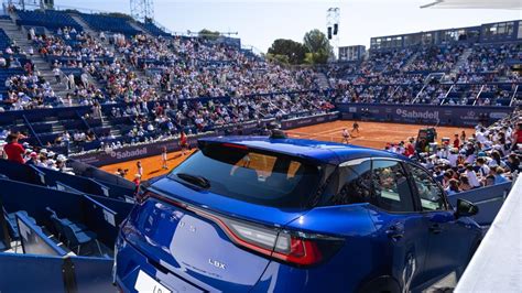 El Lexus LBX otro tenista más en el Trofeo Conde de Godó