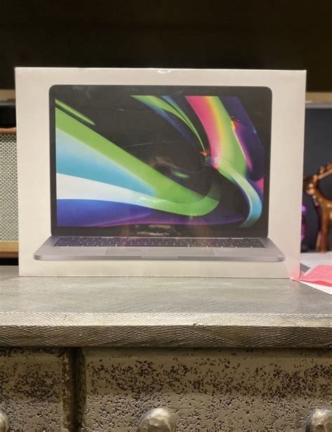 Apple Macbook Pro 13 2022 M2 8gb 256gb