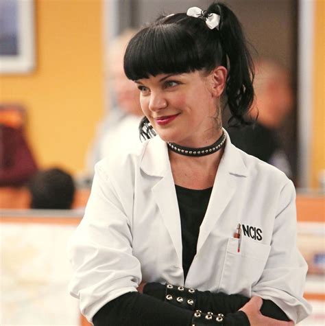 Pauley Perrette Leaving Ncis What Happened To Abby Sciuto On Ncis