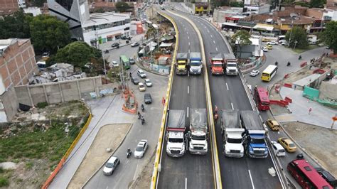 Ejecuci N De La Pruebas De Carga Del Intercambio Vial Avenida Con