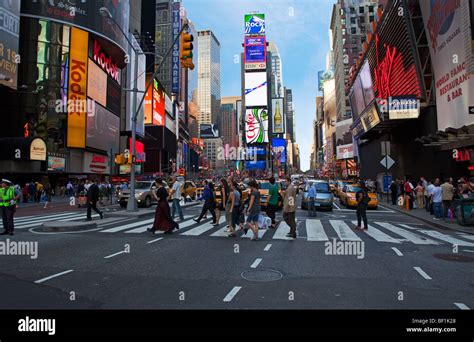 Street Scene in Times Square, New York City Stock Photo - Alamy