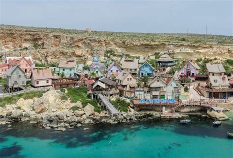 Tra sogno e realtà alla scoperta del Villaggio di Braccio di Ferro a Malta