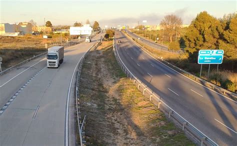 Reabren al tráfico el tramo de la A 4 afectado por el socavón causa de