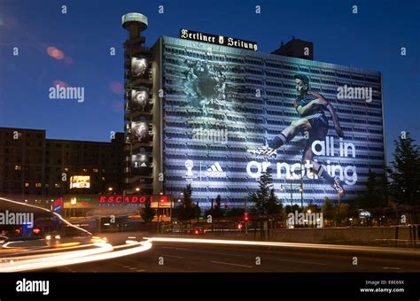 Manifesti Di Calcio Immagini E Fotografie Stock Ad Alta Risoluzione Alamy