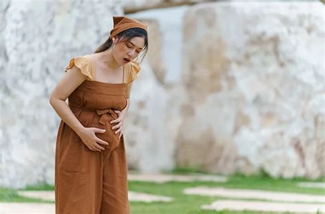 Waspada Ini Tanda Tanda Keguguran Saat Trimester Ketiga