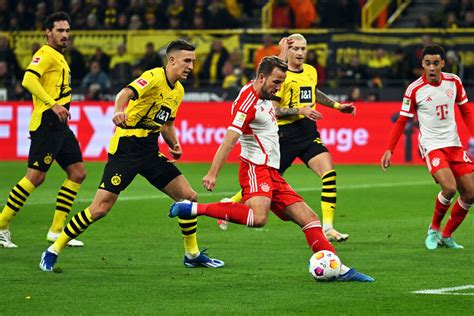 Machtdemonstration Im Spitzenspiel Furioser Fc Bayern Zerlegt Den Bvb