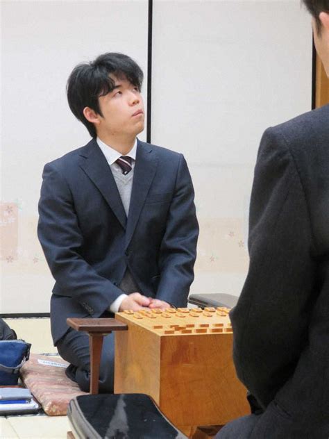 大阪市の関西将棋会館で午前10時に始まった竜王戦3組ランキング戦1回戦で畠山鎮八段と対戦している藤井聡太七段 ― スポニチ Sponichi Annex 芸能