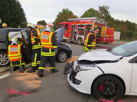 Fait Divers Accident Sur La Rd Chambley Violent Choc Au Pont