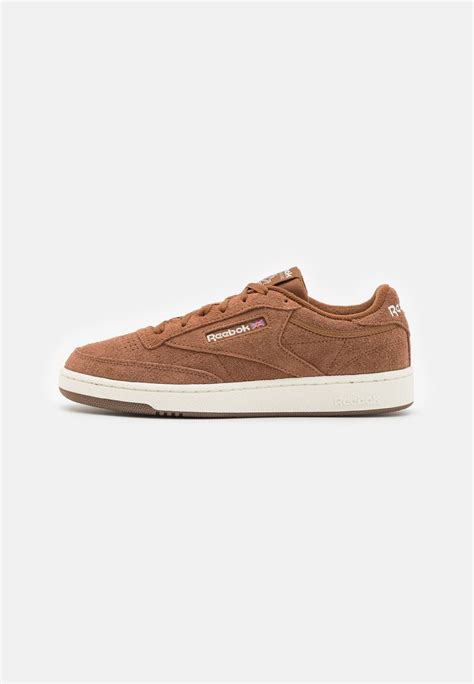 Reebok Classic Club C 85 Unisex Trainers Collegiate Brownchalklee