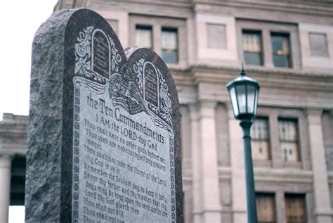 Bill requiring Ten Commandments in TX classrooms fails in House