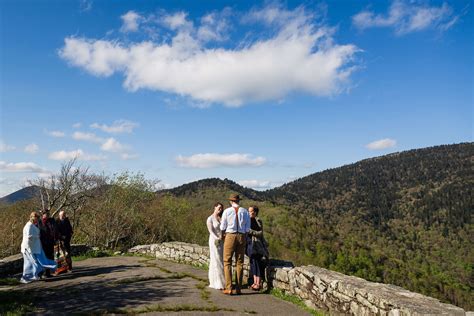 Elope Outdoors - Glassmine Falls Overlook