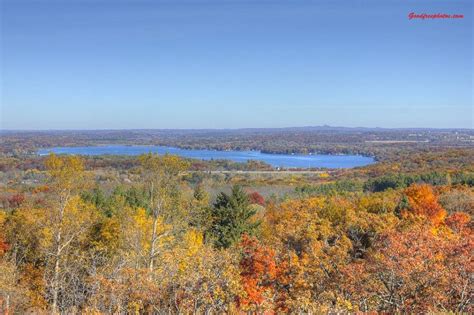 Wisconsin Fall Colors- 16 Top Spots for Epic Fall Foliage