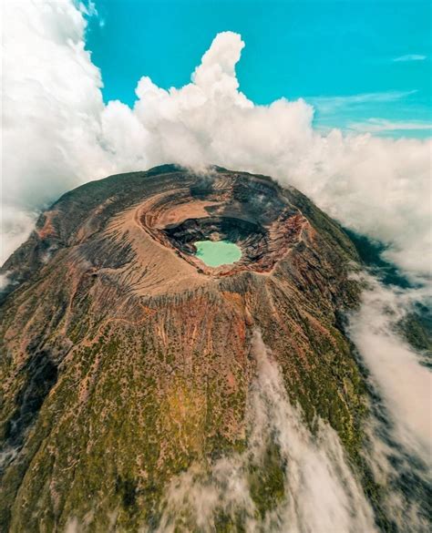 VOLCANES DE EL SALVADOR by Adriana Gómez Issuu