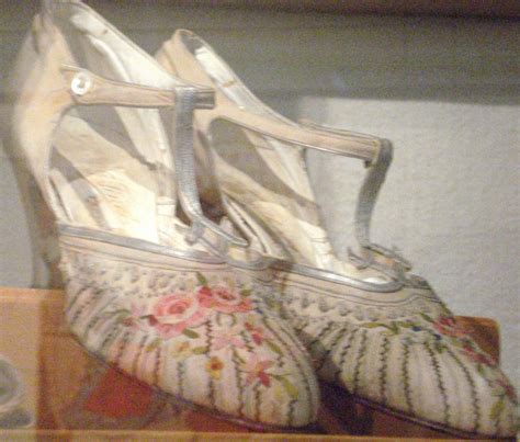 Flapper Shoes The Footwear That Declared Cultural War On Victorian