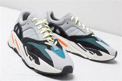 adidas YEEZY BOOST 700 - B75571 - Multi Solid Grey / Chalk White / Core Black - Footshop - Releases