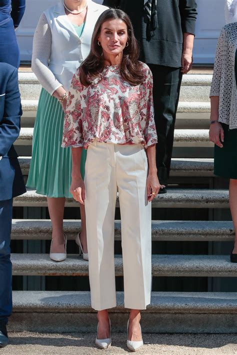 Descubrir 37 Imagen Reina Letizia Pantalones Viaterra Mx