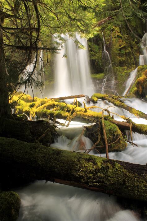 Downing Creek Falls May Off The Beaten Trail