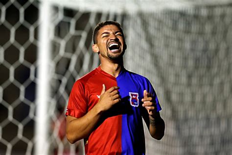 Judivan engata sequência como titular e sonha primeiro gol no