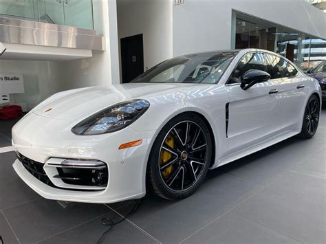 2023 Porsche Panamera Turbo S - Exotic Car Dealership Toronto