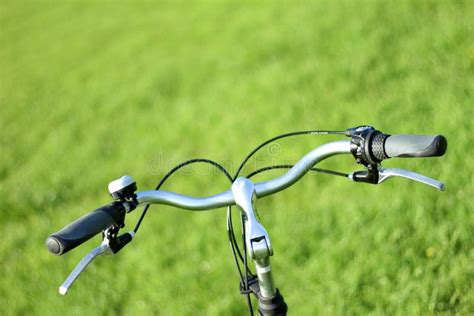 Manubrio Di Una Bicicletta Fotografia Stock Immagine Di Arido 20181074