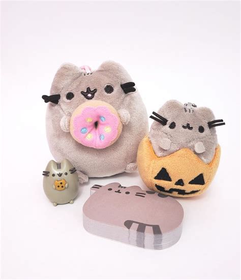 Gund Pusheen Snackable Birthday Cupcake Cat Plush Stuffed Animal