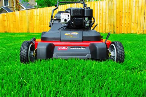 TORO 30" TimeMaster - Lawnmower Review | Busted Wallet