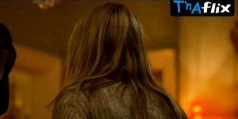 Madelyn Cline Outer Banks S E Sex Scene Tnaflix